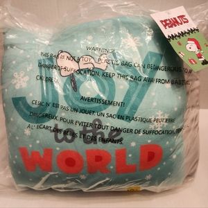 2 pollows set with matching cups